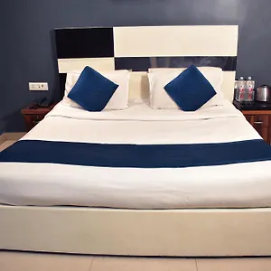 Hotel Qotel Church House Rohini Sector 15